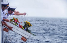 纪念越南长沙群岛鬼鹿角礁事件34周年：向海上阵亡的烈士致以崇高敬意