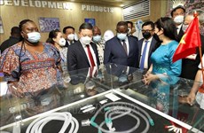 塞拉利昂共和国总统高度评价胡志明市高科技园区发展模式