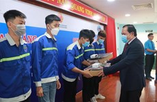 越南永隆省与德国伙伴就年轻人力资源培训进行合作