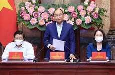 国家主席阮春福：确保法治国家建设提案的起草进度及其质量