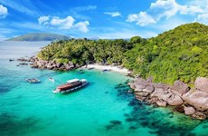 将昆岛发展成为国际文化历史信仰与海洋岛屿生态旅游区