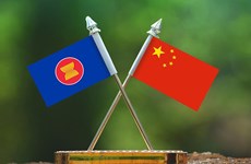 东盟与中国重申加强合作的承诺