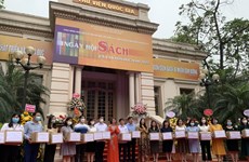 2022年越南图书和阅读文化日活动在河内花彩亮相