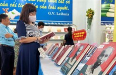 关于胡志明主席的专题图书展在胡志明市举行