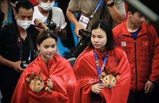 第31届东运会：跳水运动员吴芳梅和梅红幸为越南夺得第二枚银牌