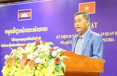 越柬建交55周年：越南得乐省与柬埔寨蒙多基里省密切配合举办多项富有意义活动