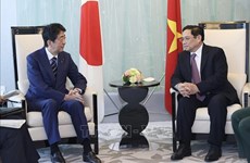 📝时评：日本前首相安倍晋三为推动越南与日本关系发展做出巨大贡献