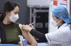 新冠肺炎疫情形势复杂  卫生部建议加快新冠疫苗第三和第四针接种工作