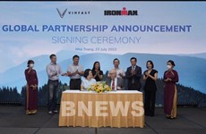 VinFast与 IRONMAN建立全球合作伙伴关系