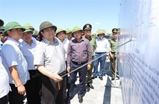 越南政府总理范明政视察并指导解决乂安省各工程项目遇到的障碍