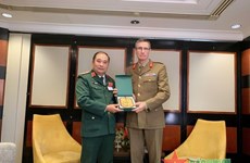 越南人民军副总参谋长冯士晋中将出席2022年印太国防司令会议