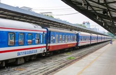 越南铁路总公司九·二国庆节假期增开往返各旅游景点的多列车