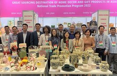 越南手工艺品亮相纽约国际礼品及消费品贸易展