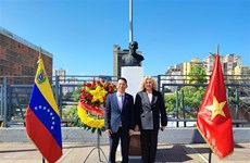 越南驻捷克、委内瑞拉和马来西亚大使馆举行国庆节庆祝活动