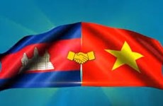 柬埔寨国会主席韩桑林访问越南：进一步加强两国国会之间的合作关系