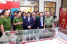 范明政总理：公安部门是越南数字化转型的先锋队