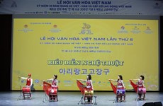 第六届越南文化节暨越南劳务派遣人员见面会在光州市朝鲜大学举行