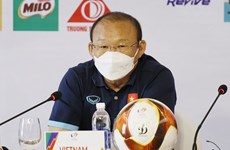 越南国足主教练朴恒绪合同到期后将卸任