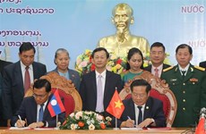越南昆嵩省和老挝塞公省推动全面合作