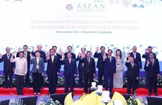 越南政府总理范明政开始参加东盟峰会期间举行的系列活动