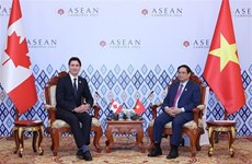 东盟峰会：越南政府总理范明政会见加拿大总理贾斯汀·特鲁多