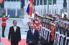 越南国家主席阮春福夫妇正式访问泰国的欢迎仪式