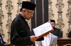 马来西亚新任总理承诺将努力平衡国家所有利益