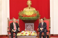 墨西哥劳动党高级代表团对越南进行工作访问