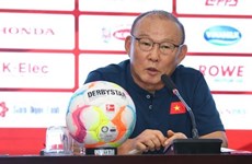 越南国足队希望与德国特蒙德足球俱乐部打出一场精彩的比赛