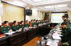 老挝人民军工会干部代表团造访后勤学院