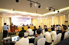 越柬投资贸易促进研讨会在首都金边举行