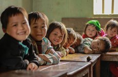2030年贫困地区的100%幼儿园儿童得到照顾和教育