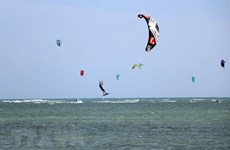 2022年越南国际风筝冲浪节热闹开场 