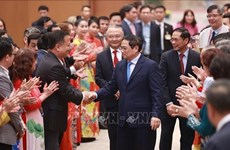 越南政府总理：２０２３年将继续把越南带进世界　把世界带进越南