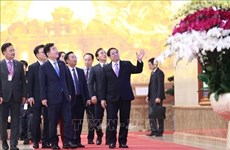 越南政府总理范明政会见韩国国会议长金振杓