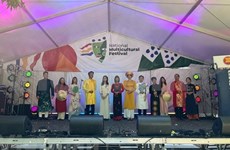 越南奥黛闪耀第25届澳大利亚国家多元文化节