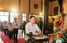 中央宣教部长阮仲义造访清化省