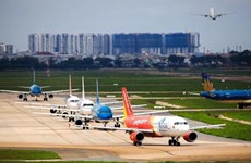 越南各家航空公司计划在4•30和5•1假期期间增加航班数量