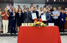 越南河内与中国苏州企业签署合作协议