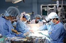 越南与美国专家就肺移植和再生医学高新技术发展进行经验交流