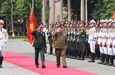 古巴革命武装力量部长对越南进行正式访问