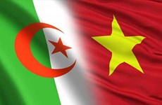 越南代表当选阿尔及利亚革命国际之友协会执行委员会委员