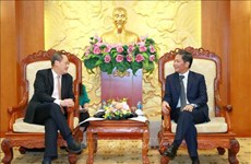 越南与新加坡和澳大利亚加强多领域合作