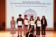 韩国越南青年科学家分享新研究成果