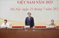 越南国会主席王廷惠主持召开关于2023年越南经济社会论坛举办工作磋商会议