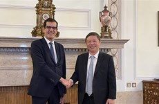  胡志明市与葡萄牙波尔图市承诺加强双边合作关系