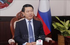 老挝与菲律宾加强双边合作关系