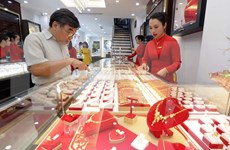 受经济形势的影响 越南民众的黄金购买力减少