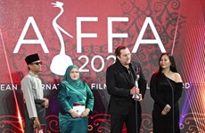 越南女演员荣获2023年东盟国际电影节 “最佳女配角”奖项
