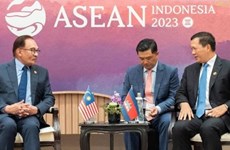 第43届东盟峰会：柬埔寨愿加强与马来西亚和新加坡的合作